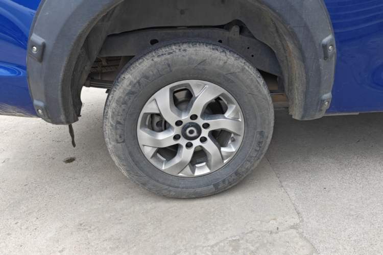 Used Great Wall Poer 2021 2.0T Commercial Version Manual Diesel Two-Wheel Drive Elite Long-Box GW4D20M Right Rear Wheel Hub