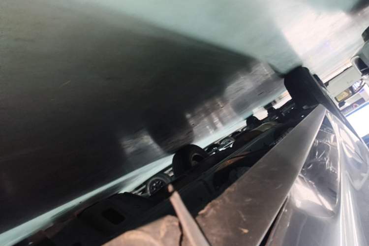 Used Great Wall Poer 2021 2.0T Commercial Version Automatic Gasoline 4x4 Navigation Type Long-Box GW4C20B Right Side Sill