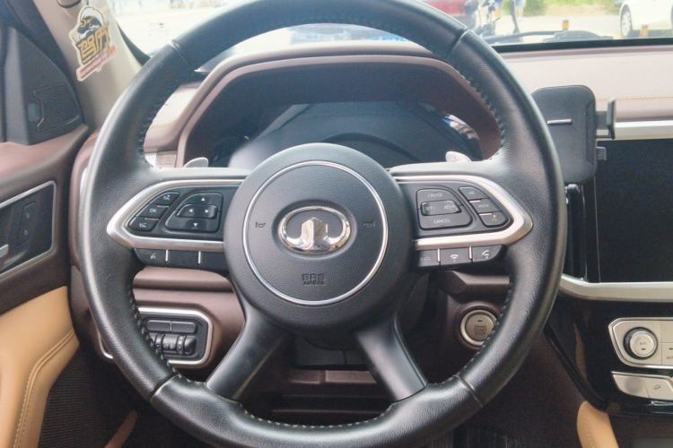 Used Great Wall Poer 2021 2.0T Global Version Automatic Gasoline 4x4 Prestige Standard Cab GW4C20B Steering Wheel