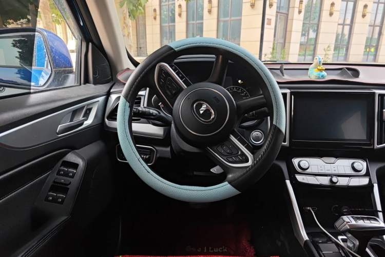 Used Great Wall Poer 2021 2.0T Commercial Version Automatic Gasoline Two-Wheel Drive Elite Trim with Long Bed – GW4C20B Steering Wheel