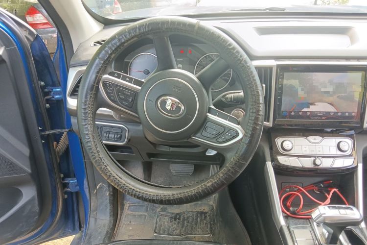 Used Great Wall Poer 2021 2.0T Commercial Version Automatic Diesel Two-Wheel Drive Elite Trim with Long Bed – GW4D20M Steering Wheel