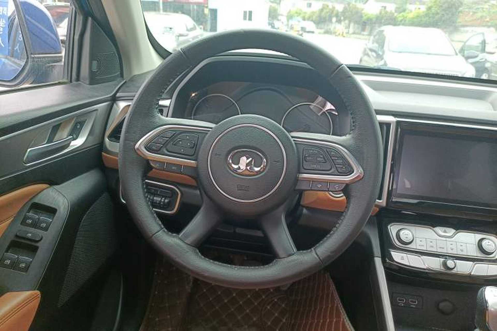 Used Great Wall Poer 2021 2.0T Commercial Version Manual Diesel 4x4 Navigation Type Long Bed GW4D20M Steering Wheel