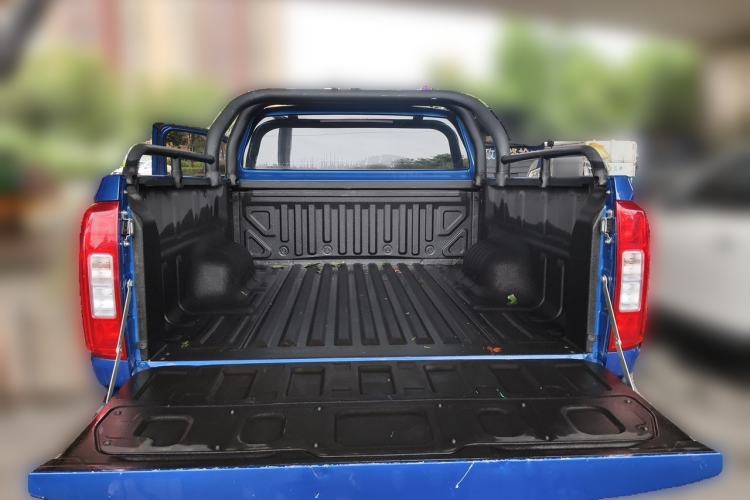 Used Great Wall Poer 2021 2.0T Commercial Version Manual Diesel 4x4 Elite Long-Box GW4D20M Trunk