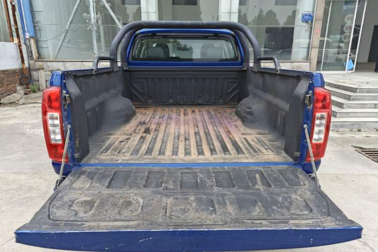 Used Great Wall Poer 2021 2.0T Commercial Version Manual Diesel Two-Wheel Drive Elite Long-Box GW4D20M Trunk