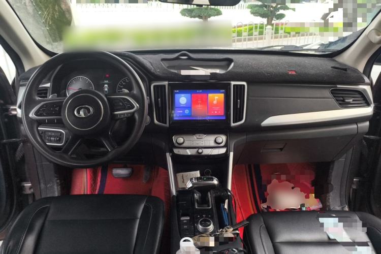 Used Great Wall Poer 2021 2.0T Commercial Version Automatic Diesel 4x4 Elite Long-Box GW4D20M Center Console