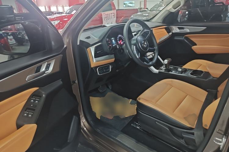 Used Great Wall Poer 2021 2.0T Commercial Version Automatic Diesel 4x4 Elite Standard Box GW4D20M Driver Seat