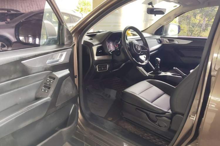 Used Great Wall Poer 2021 2.0T Commercial Version Manual Diesel Two-Wheel Drive Elite Long-Box GW4D20M Driver Seat