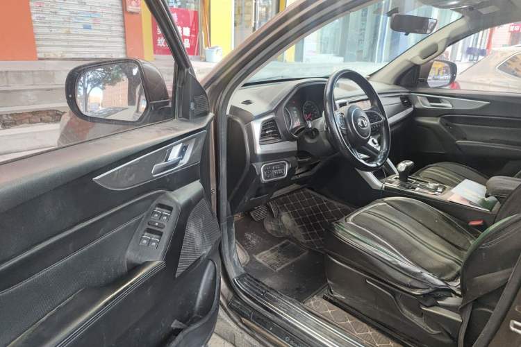 Used Great Wall Poer 2021 2.0T Commercial Version Automatic Diesel 4x4 Elite Long-Box GW4D20M Driver Seat