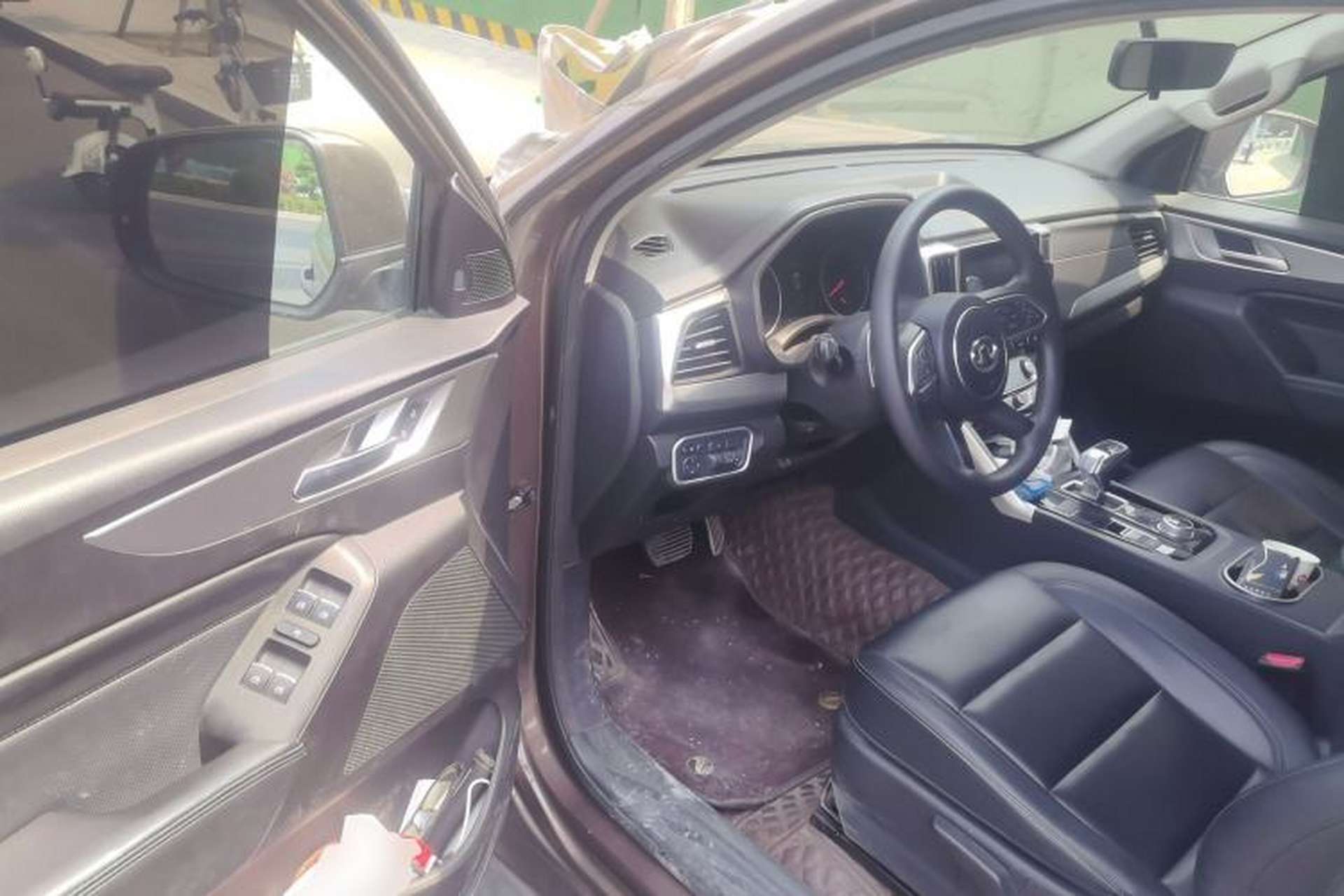 Used Great Wall Poer 2021 2.0T Commercial Version Automatic Diesel Two-Wheel Drive Elite Trim with Long Bed – GW4D20M Driver Seat