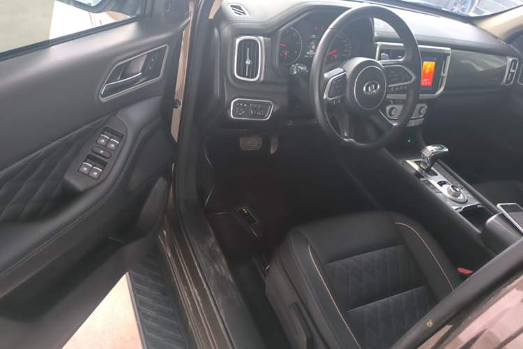 Used Great Wall Poer 2021 2.0T Global Version Passenger Automatic Diesel Two-Wheel Drive Comfort Trim Standard Cab GW4D20M Driver Seat