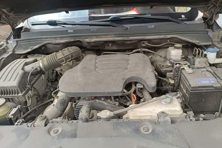 Used Great Wall Poer 2021 2.0T Commercial Version Automatic Diesel Two-Wheel Drive Elite Trim with Long Bed – GW4D20M Engine Bay