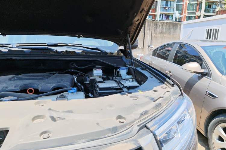 Used Great Wall Poer 2021 2.0T Global Version Passenger Car Automatic Gasoline Two-Wheel Drive Comfort Trim Standard Box – GW4C20B Engine Bay Left