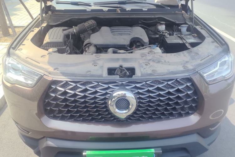 Used Great Wall Poer 2021 2.0T Commercial Version Automatic Diesel Two-Wheel Drive Elite Trim with Long Bed – GW4D20M Engine Bay
