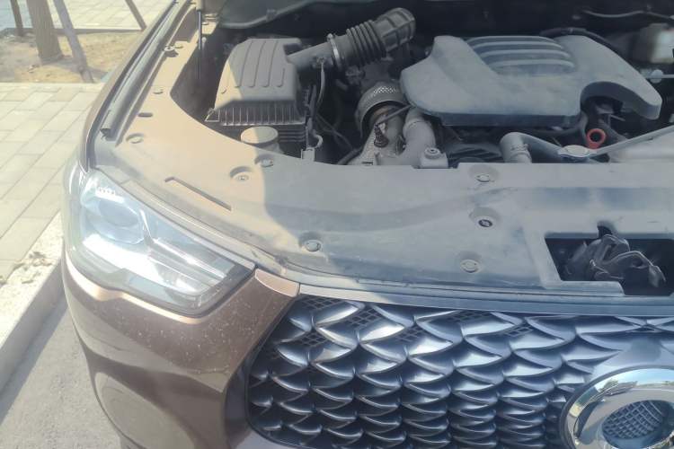 Used Great Wall Poer 2021 2.0T Commercial Version Automatic Diesel Two-Wheel Drive Elite Trim with Long Bed – GW4D20M Engine Bay Right