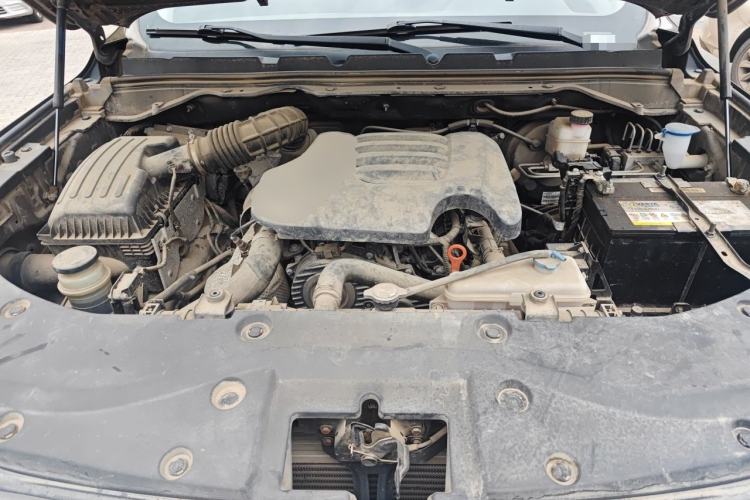 Used Great Wall Poer 2021 2.0T Commercial Version Manual Diesel Two-Wheel Drive Elite Long-Box GW4D20M Engine Bay