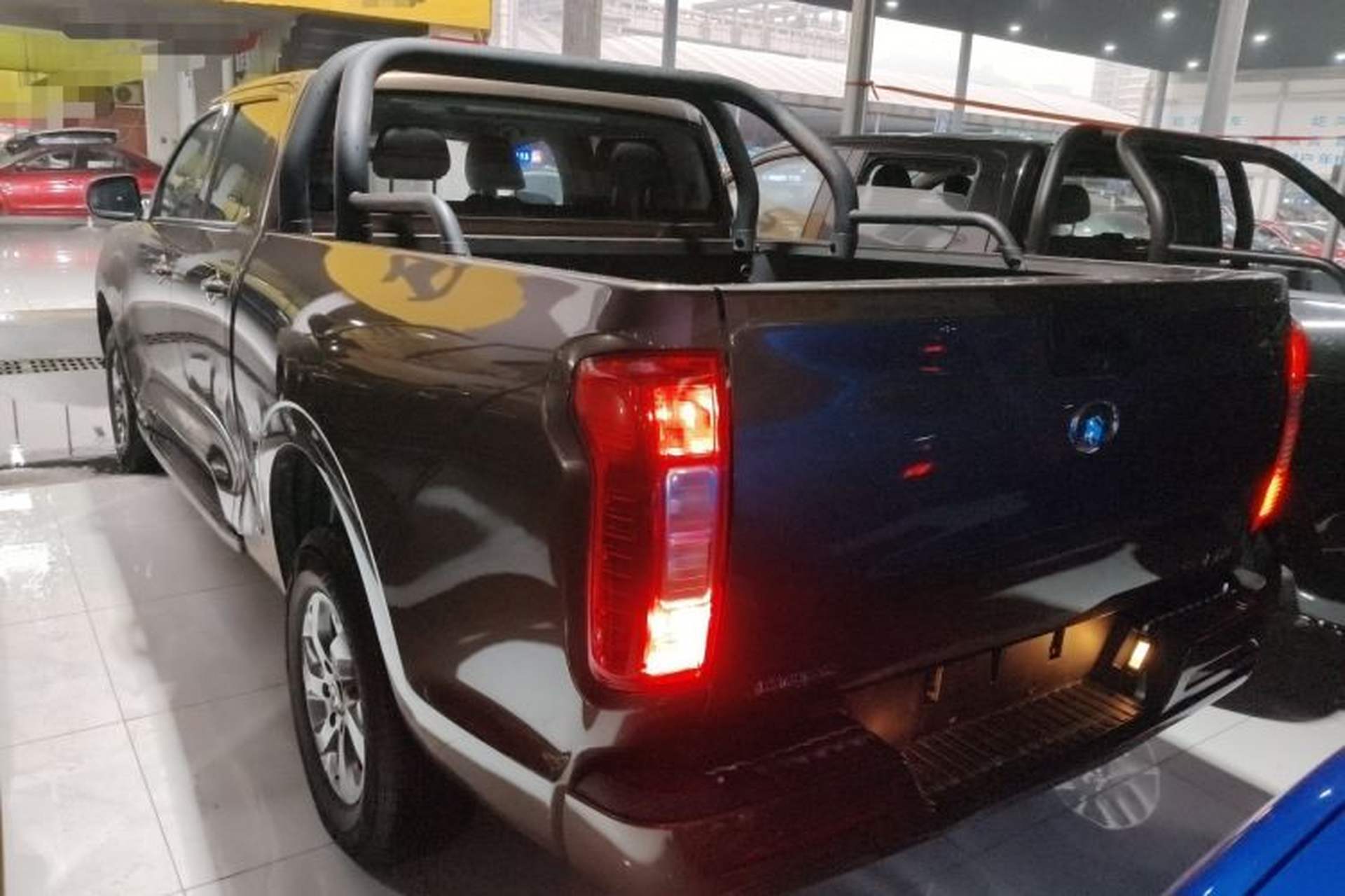 Used Great Wall Poer 2021 2.0T Commercial Version Manual Diesel Two-Wheel Drive Elite Long-Box GW4D20M Exterior 3