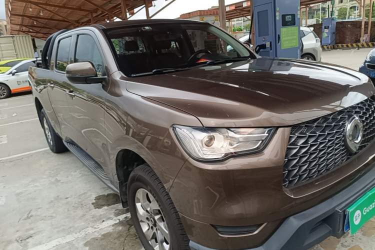 Used Great Wall Poer 2021 2.0T Commercial Version Automatic Diesel Two-Wheel Drive Elite Trim with Long Bed – GW4D20M Front Right 45 Deg