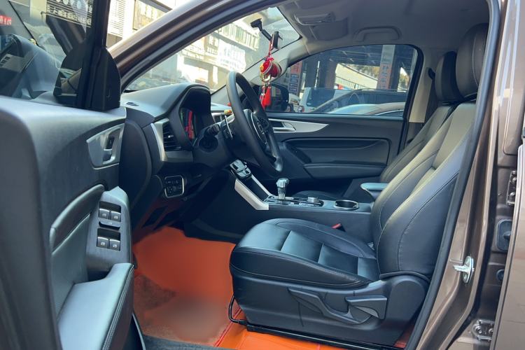 Used Great Wall Poer 2021 2.0T Commercial Version Automatic Diesel 4x4 Elite Long-Box GW4D20M Interior 1
