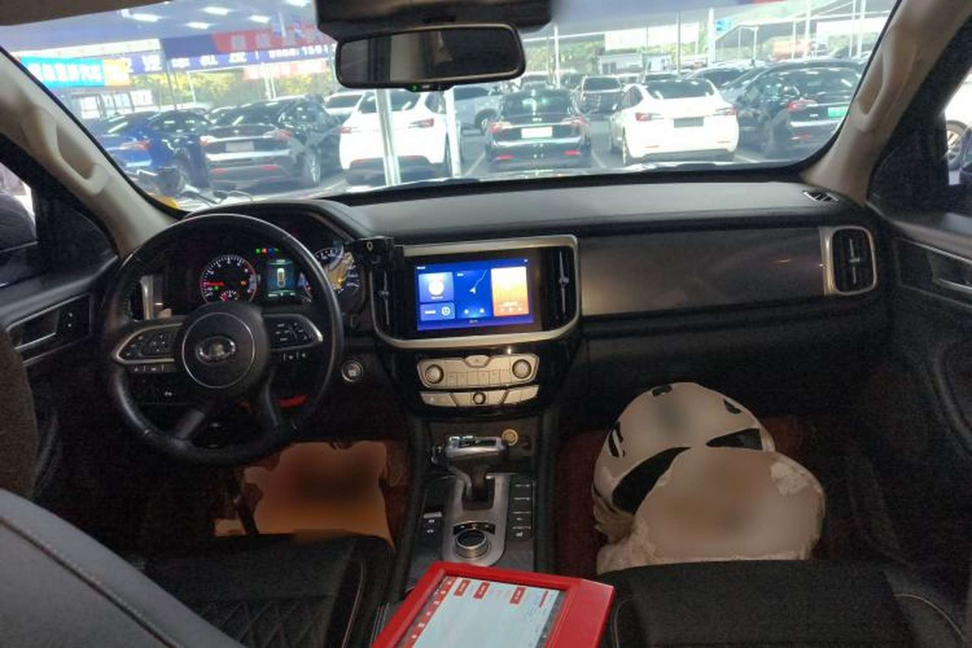 Used Great Wall Poer 2021 2.0T Global Version Automatic Gasoline 4x4 Comfort Trim Standard Cab GW4C20B Interior 2