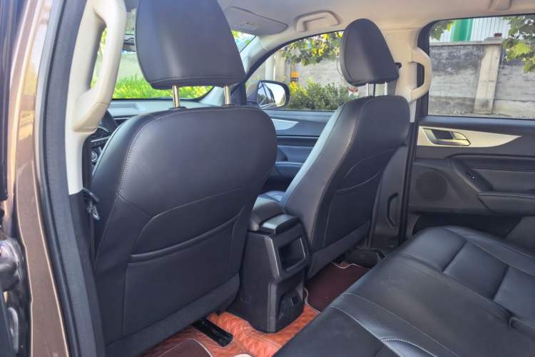 Used Great Wall Poer 2021 2.0T Commercial Version Automatic Diesel Two-Wheel Drive Elite Trim with Long Bed – GW4D20M Interior 2
