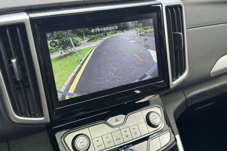 Used Great Wall Poer 2021 2.0T Commercial Version Automatic Diesel 4x4 Navigation-Ready Long-Box GW4D20M Interior 3