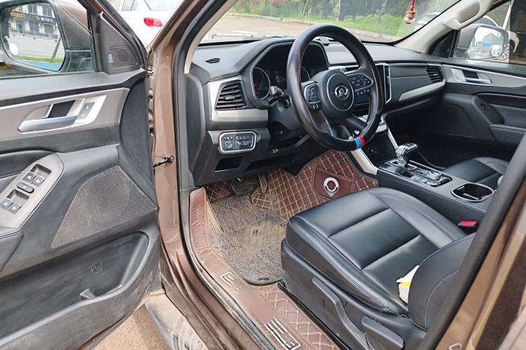 Used Great Wall Poer 2021 2.0T Commercial Version Automatic Diesel 4x4 Elite Long-Box GW4D20M Interior 3
