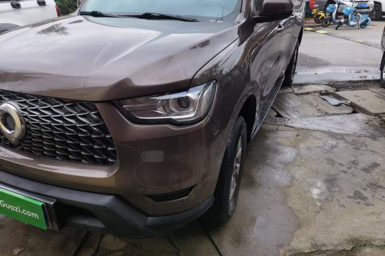 Used Great Wall Poer 2021 2.0T Commercial Version Automatic Diesel Two-Wheel Drive Elite Trim with Long Bed – GW4D20M Left Front Headlight