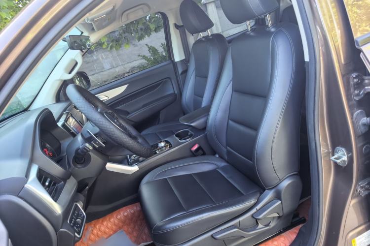 Used Great Wall Poer 2021 2.0T Commercial Version Automatic Diesel Two-Wheel Drive Elite Trim with Long Bed – GW4D20M Left Front Seat