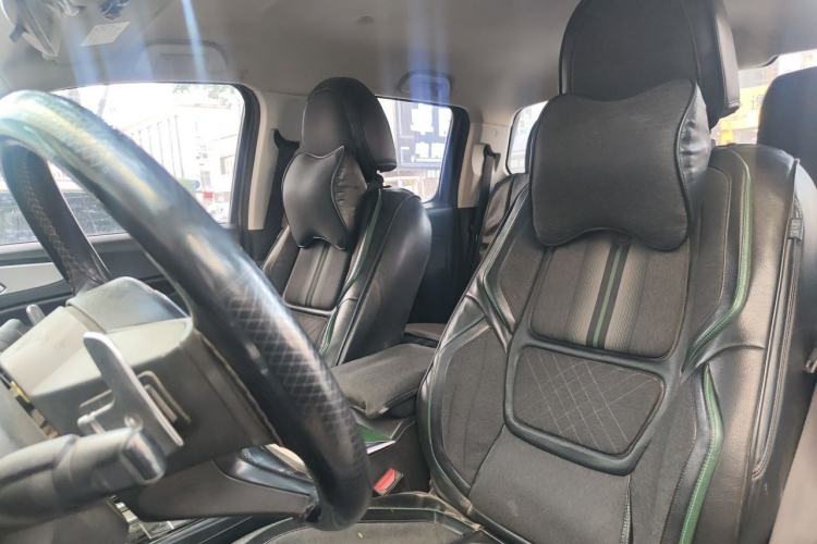 Used Great Wall Poer 2021 2.0T Commercial Version Automatic Diesel 4x4 Elite Long-Box GW4D20M Left Front Seat