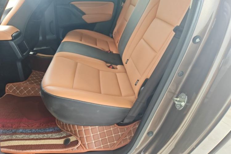 Used Great Wall Poer 2021 2.0T Commercial Version Automatic Diesel 4x4 Elite Long-Box GW4D20M Left Rear Seat