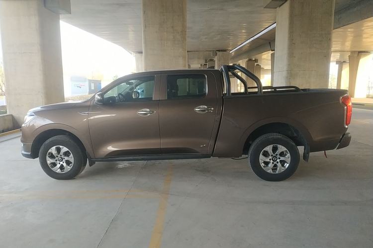 Used Great Wall Poer 2021 2.0T Commercial Version Manual Diesel Two-Wheel Drive Elite Long-Box GW4D20M Left Side