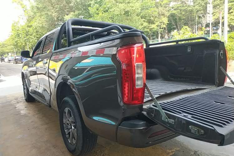 Used Great Wall Poer 2021 2.0T Commercial Version Automatic Diesel Two-Wheel Drive Elite Trim with Long Bed – GW4D20M Rear Left 45 Deg