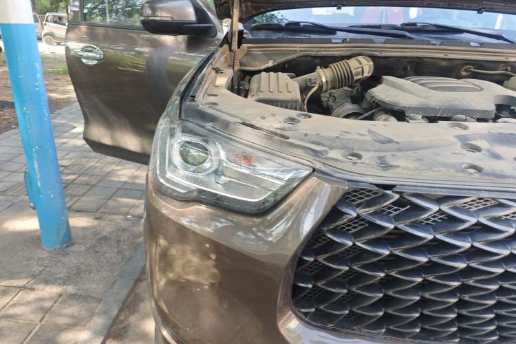 Used Great Wall Poer 2021 2.0T Commercial Version Automatic Diesel Two-Wheel Drive Elite Trim with Long Bed – GW4D20M Right Front Headlight