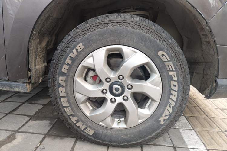 Used Great Wall Poer 2021 2.0T Commercial Version Automatic Diesel 4x4 Elite Long-Box GW4D20M Right Front Wheel Hub