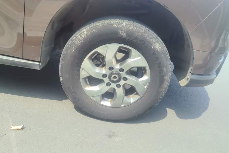 Used Great Wall Poer 2021 2.0T Commercial Version Automatic Diesel Two-Wheel Drive Elite Trim with Long Bed – GW4D20M Right Front Wheel Hub