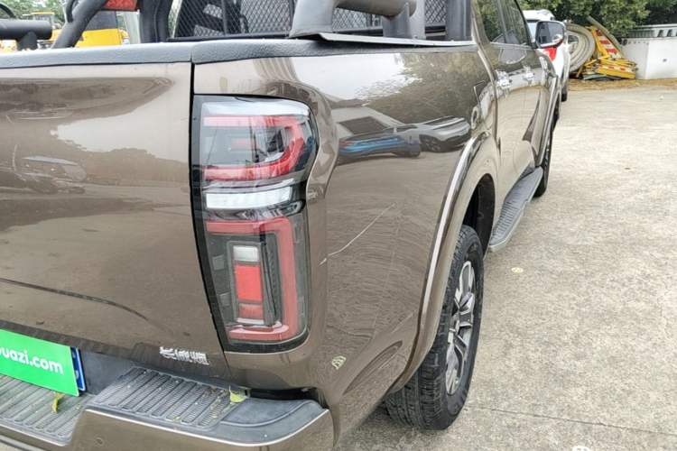 Used Great Wall Poer 2021 2.0T Global Version Passenger Automatic Diesel Two-Wheel Drive Comfort Trim Standard Cab GW4D20M Right Rear Taillight