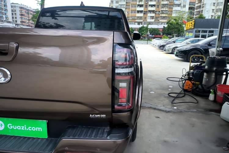 Used Great Wall Poer 2021 2.0T Global Version Passenger Automatic Diesel Two-Wheel Drive Comfort Trim Standard Cab GW4D20M Right Rear Taillight