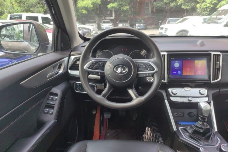 Used Great Wall Poer 2021 2.0T Commercial Version Manual Diesel 4x4 Navigation Type Long Bed GW4D20M Steering Wheel