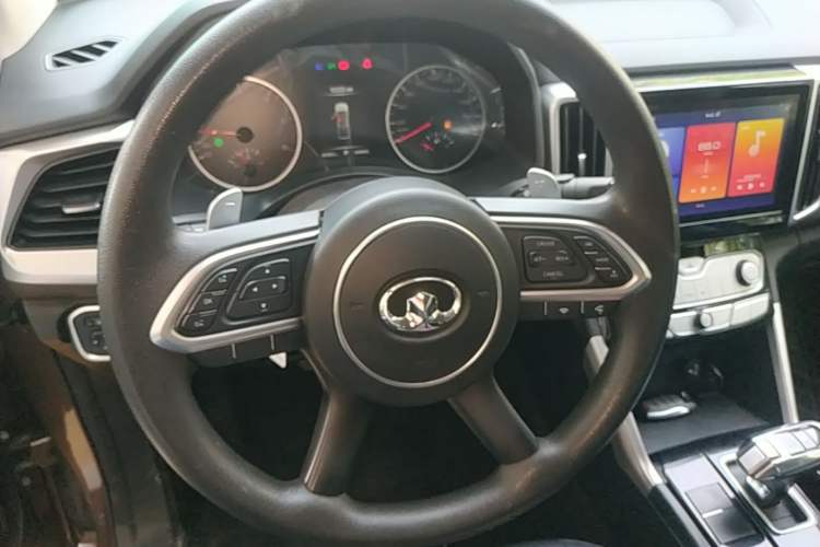 Used Great Wall Poer 2021 2.0T Commercial Version Automatic Diesel Two-Wheel Drive Elite Trim with Long Bed – GW4D20M Steering Wheel
