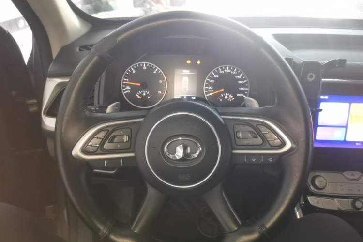 Used Great Wall Poer 2021 2.0T Commercial Version Automatic Diesel Two-Wheel Drive Elite Trim with Long Bed – GW4D20M Steering Wheel