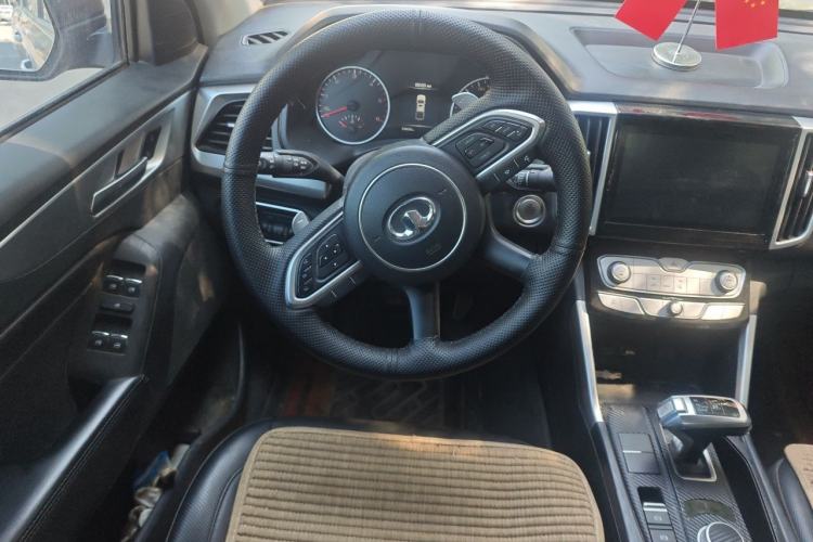 Used Great Wall Poer 2021 2.0T Commercial Version Automatic Diesel Two-Wheel Drive Elite Trim with Long Bed – GW4D20M Steering Wheel