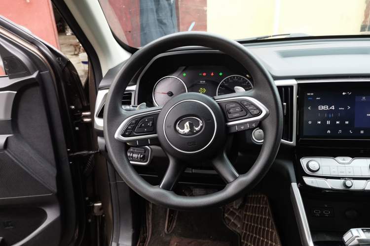 Used Great Wall Poer 2021 2.0T Commercial Version Automatic Diesel Two-Wheel Drive Elite Trim with Long Bed – GW4D20M Steering Wheel