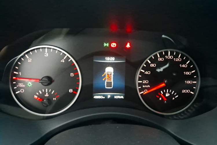 Used Great Wall Poer 2021 2.0T Global Version Automatic Diesel 4x4 Comfort Trim Standard Box GW4D20M Instrument Cluster