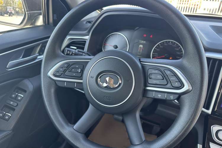 Used Great Wall Poer 2021 2.0T Commercial Version Manual Diesel Two-Wheel Drive Elite Long-Box GW4D20M Interior 2