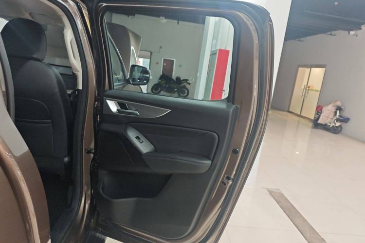 Used Great Wall Poer 2021 2.0T Commercial Version Manual Diesel Two-Wheel Drive Elite Long-Box GW4D20M Interior 6