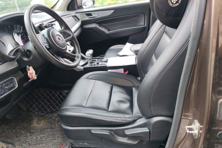 Used Great Wall Poer 2021 2.0T Commercial Version Automatic Diesel 4x4 Elite Long-Box GW4D20M Left Front Seat