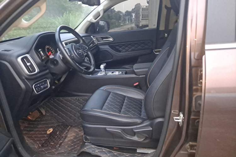 Used Great Wall Poer 2021 2.0T Global Version Automatic Diesel 4x4 Comfort Trim Standard Box GW4D20M Left Front Seat