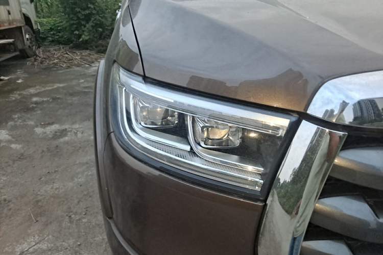 Used Great Wall Poer 2021 2.0T Global Version Automatic Diesel 4x4 Comfort Trim Standard Box GW4D20M Right Front Headlight