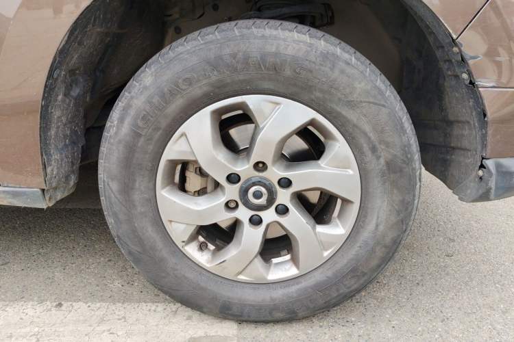 Used Great Wall Poer 2021 2.0T Commercial Version Automatic Diesel 4x4 Elite Long-Box GW4D20M Right Front Wheel Hub