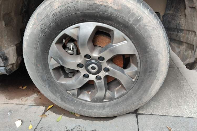 Used Great Wall Poer 2021 2.0T Commercial Version Automatic Diesel 4x4 Elite Long-Box GW4D20M Right Front Wheel Hub